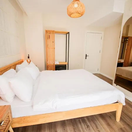 ベッド・アンド・ブレックファスト The One Alacati *